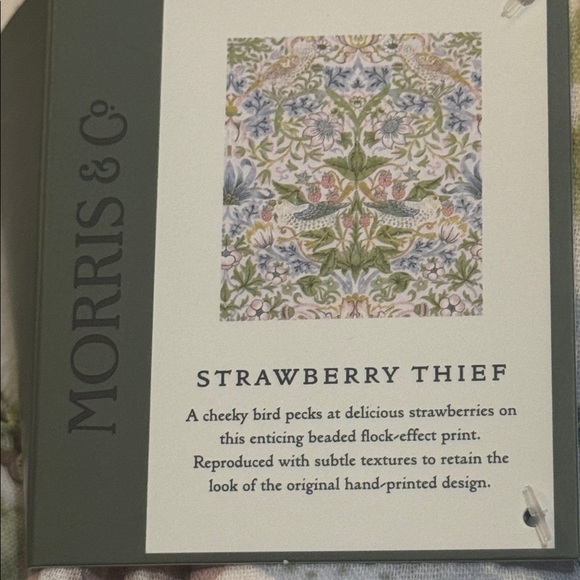 MORRIS & Co. Cotton Gauze Throw - Strawberry Thief - Reverse Plush -Pom Pom Trim - Picture 8 of 9